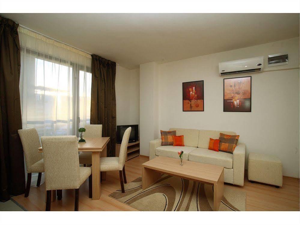 New Line Village Apartments Slăntjev Brjag Exteriör bild